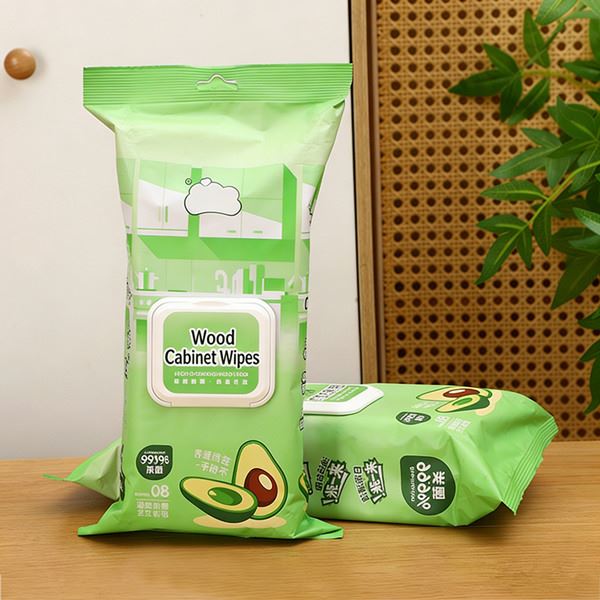 Lingettes pour armoires en bois